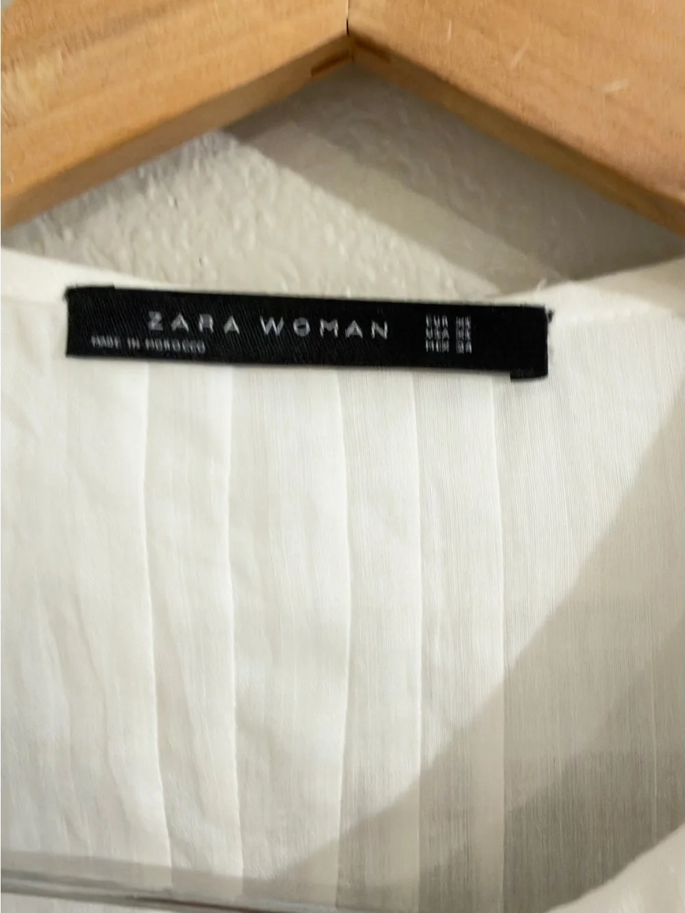 Zara White Ruffle Front Puff Sleeve Blouse